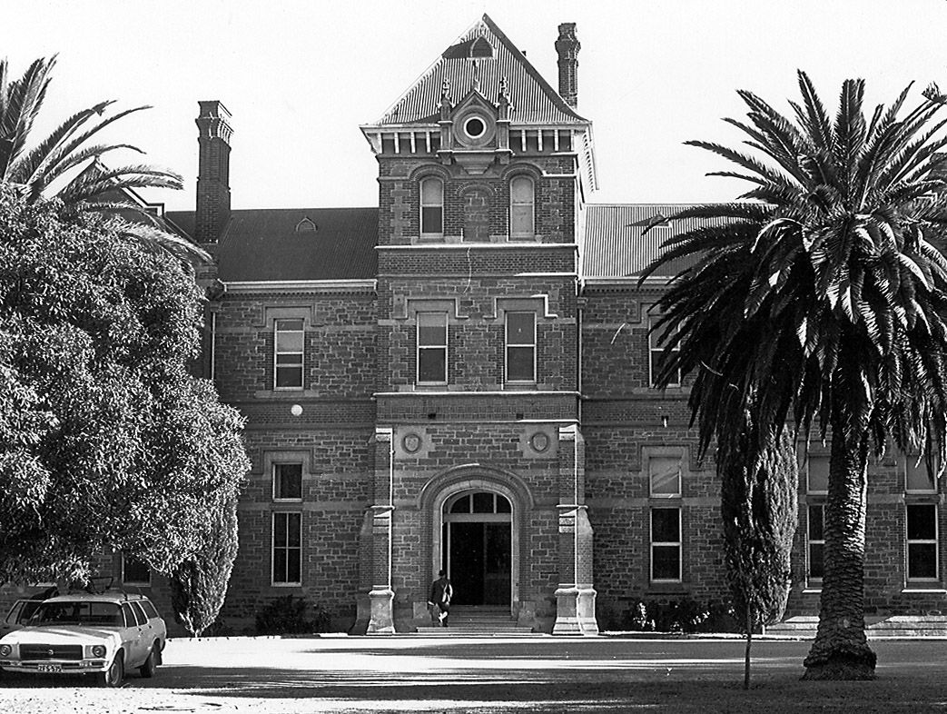Roseworthy College in the 1970's : Image supplied by The University of Adelaide.